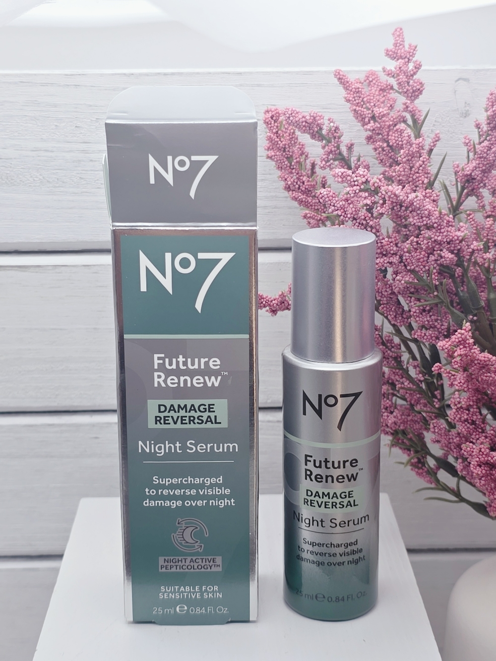 No 7 Future Renew Damage Reversal Night Serum